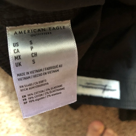 Shorts - Picture 3 of 3